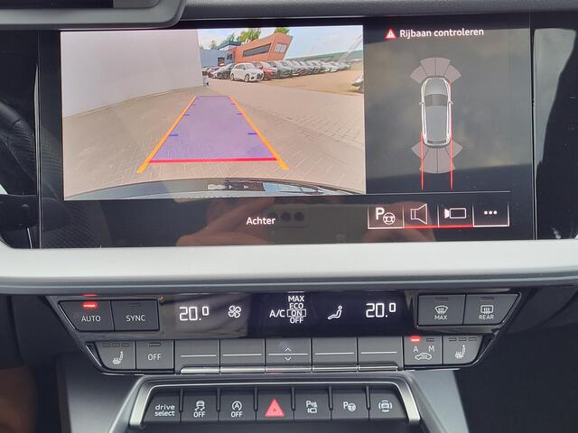 Audi A3 SPORTBACK 35 TFSI S line Automaat / Panoramadak / SONOS premium audio / Apple Carplay / Android Auto / S-line interieur & extrieur / Camera / DAB / Stoelverwarming / Adap Cruise / Matrix LED /