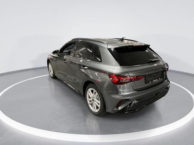 Audi A3 SPORTBACK 45 TFSIe 272pk S-tronic S edition Competition · Camera · Apple/Android Car Play · Navigatie · Sonos Audio · Elek. Voorstoel · Trekhaak · 17'' Inch · Garantie t/m 01-04-2030 of 100.000km