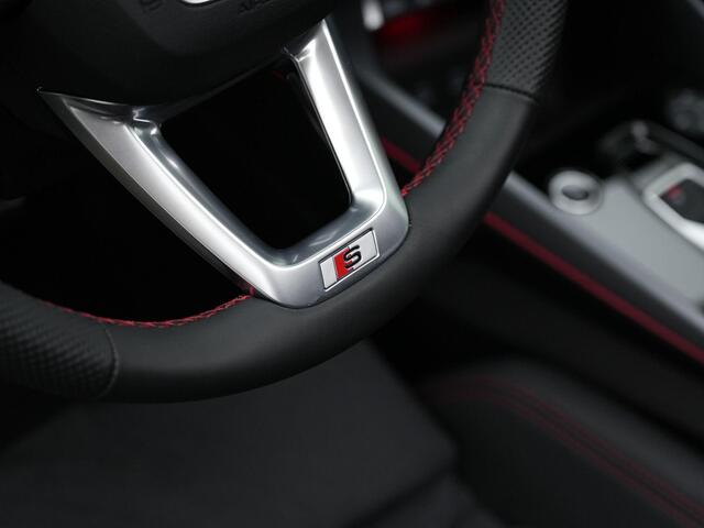 Audi A3 SPORTBACK 45 TFSI e 245 pk S-tronic S edition Competition / S-Line | Panoramadak | Leder/alcantara | Sonos | Geheugenstoel | Matrix LED | Head-up display