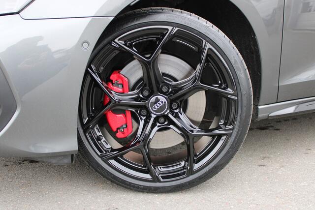 Audi A3 SPORTBACK 45 TFSI e S edition Competition 272PK |SONOS|ELEKTR-STOEL|AMBIANCE-PRO|19-INCH|