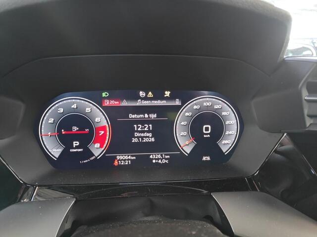 Audi A3 SPORTBACK 35 TFSI Business edition AUTOMAAT | MATRIX LAMPEN | ADAPTIEVE CRUISE | VERWARMDE STOELEN | NAVIGATIE | S-LINE |