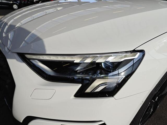 Audi A3 SPORTBACK 35 TFSI Business edition AUTOMAAT | MATRIX LAMPEN | ADAPTIEVE CRUISE | VERWARMDE STOELEN | NAVIGATIE | S-LINE |