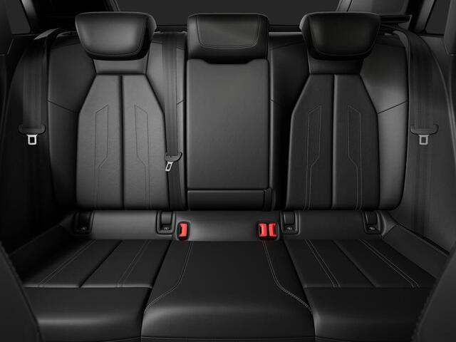 Audi A3 SPORTBACK 45 TFSi e 272 Pk S-Line Competition | Leder | Panoramadak | Full LED | Camera | Apple Carplay | 18 Inch | 6.895 Km !!