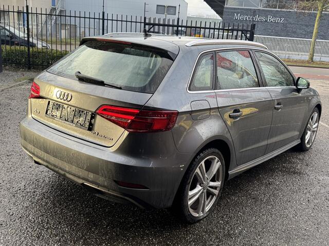 Audi A3 SPORTBACK 40 e-tron Advance Sport // NAVI // PDC V + A // CRUISE // DIGITAAL COCKPIT! // STOELVERWARMING //