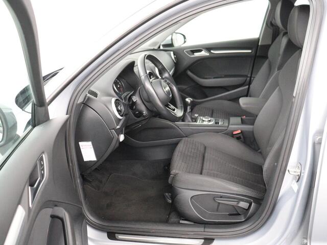 Audi A3 SPORTBACK 1.0 TFSI Sport Edition | Sportstoelen | Full LED | Navigatie | Cruise control | Parkeerhulp | Airco | Bluetooth