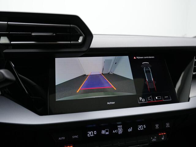 Audi A3 SPORTBACK 40 TFSI e 204 pk S edition / S-Line | Panoramadak | Adaptive Cruise | Achteruitrijcamera | Stoelverwarming