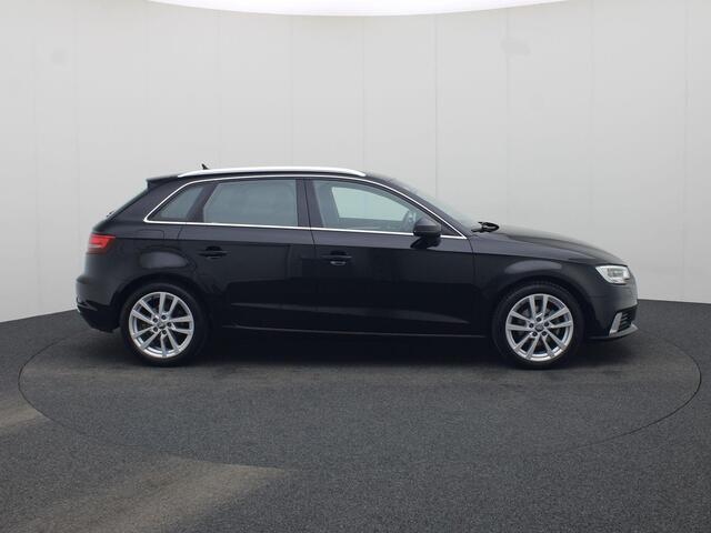 Audi A3 SPORTBACK 30 TFSI/116PK Advance Sport · Navigatie · Drive select · Stoelverwarming
