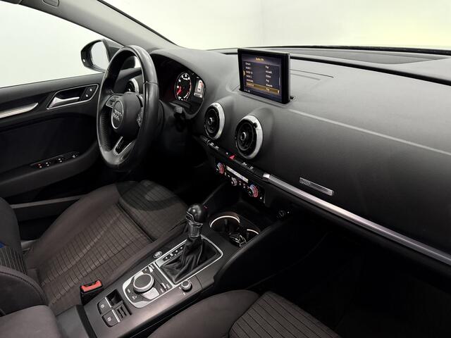 Audi A3 SPORTBACK 1.5 TFSI CoD Design Pro Line Plus Clima, Parkeersensoren, Navi, Keyless start, Stoelverwarming, Cruise control, A start stop, Lichtmetalen velgen