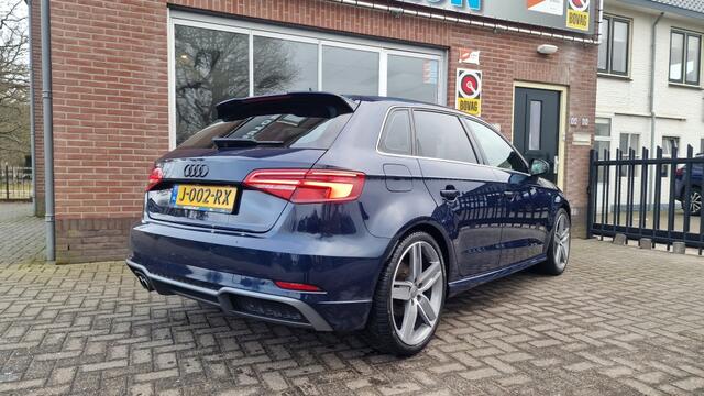 Audi A3 SPORTBACK 1.5 35 TFSI CoD Sport 3x S Line, Stoelverwarming
