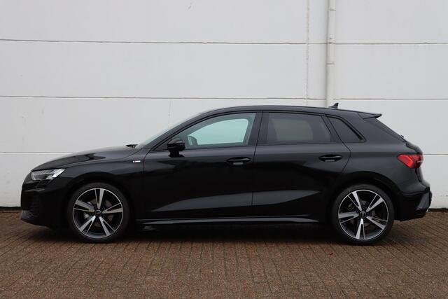 Audi A3 SPORTBACK 30 TFSI S edition 115pk S-Tronic | S-Line | ACC | Park assist | CarPlay