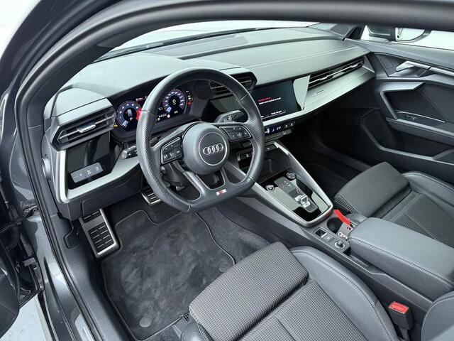 Audi A3 SPORTBACK 35 TFSI S edition | 150 PK | Automaat | Panoramadak | Climate control | S line | Parkeersensoren |