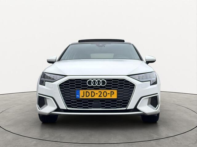 Audi A3 SPORTBACK 40 TFSI e 204PK Business Pano LED Stoelverwarming