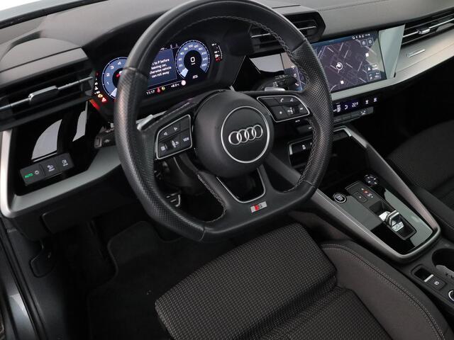 Audi A3 SPORTBACK 30 TFSI S edition 110pk | Panoramadak | Navigatie | Parkeersensoren | Verlengde garantie |