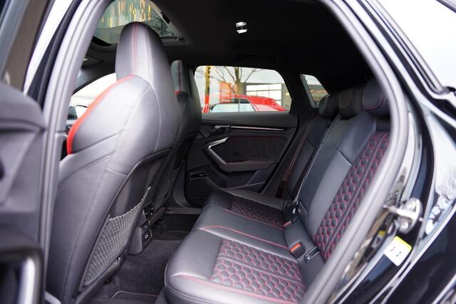 Audi A3 SPORTBACK 2.5 TFSI RS 3 Quattro Panorama | SONOS 3D | Magnetic Ride