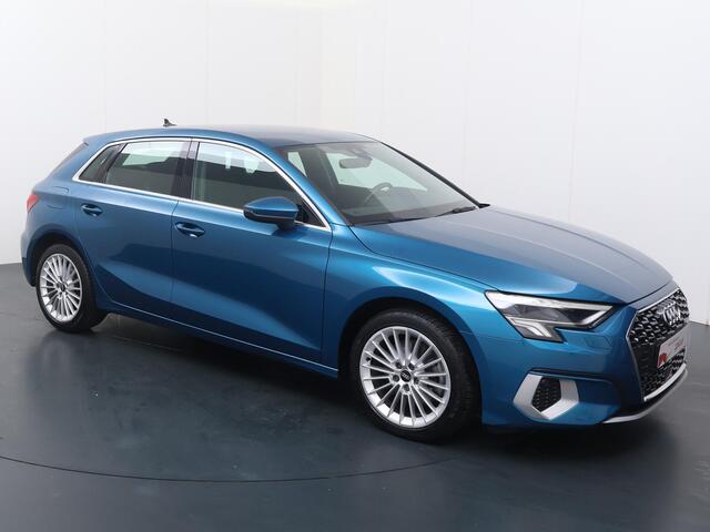 Audi A3 SPORTBACK 35 TFSI Business edition | 150 PK | Automaat | Multifunctioneel stuurwiel | Adaptive Cruisecontrol | Parkeersensoren |