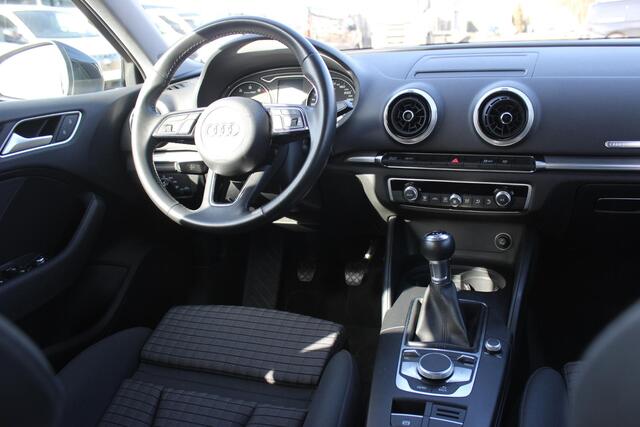 Audi A3 SPORTBACK 30 TFSI Sport Lease Edition