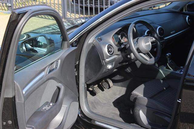 Audi A3 SPORTBACK 30 TFSI Sport Lease Edition
