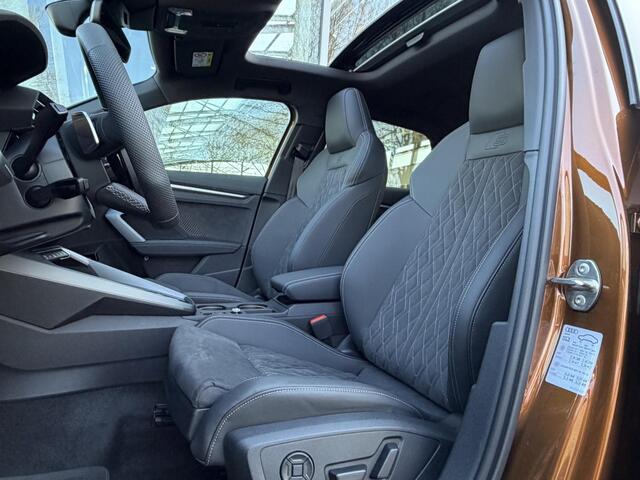 Audi A3 SPORTBACK S edition Competition 45 TFSI e 200 kW / 272 PK Sp Ipanemabraun Audi Exclusive | Panoramadak | Elektrische Stoelen | SONOS | Camera |