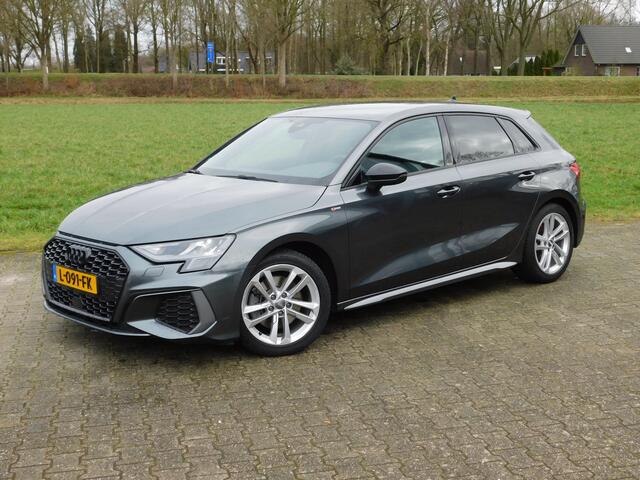 Audi A3 SPORTBACK 35 TFSI S edition, Keyless, ACC, Trekhaak, Camera