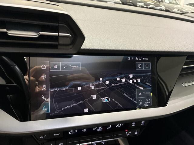 Audi A3 SPORTBACK 40 TFSIe 204pk S-tronic Edition · Panoramadak · Camera · S-line Exterieur · Navigatie · Dodehoek Detectie · Stoelverwarming · 17'' Inch ·