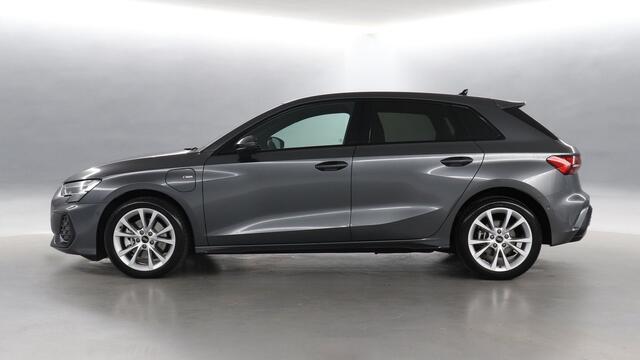 Audi A3 SPORTBACK 40 TFSI 204pk e S edition S-Tronic / Navigatie / Stoelverwarming / Camera
