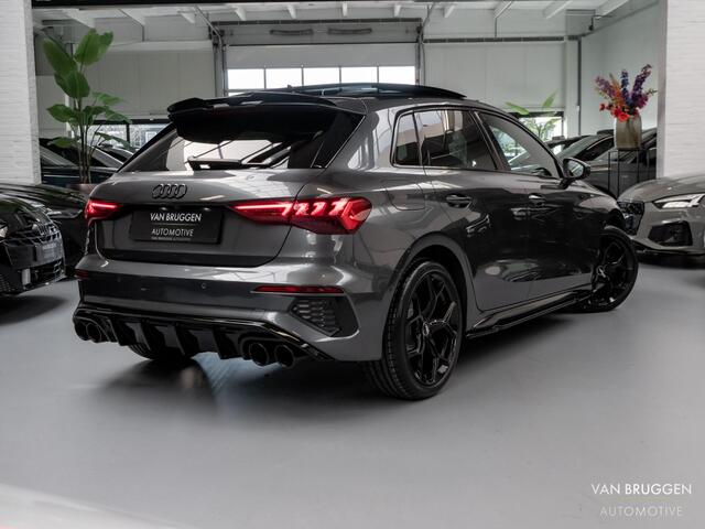 Audi A3 SPORTBACK 35 TFSI 3x S-Line Pano RS-Stoelen B&O Sfeer Matrix