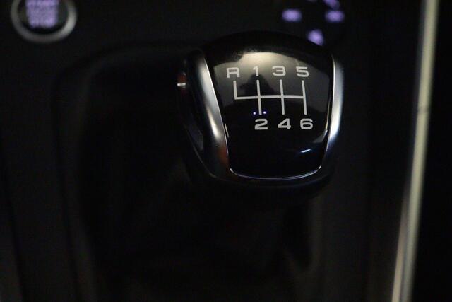 Audi A3 SPORTBACK 35 TFSI Business Edition | NAVI | CLIMA | STOELVERW | VIRTUAL COCKPIT | LMV |