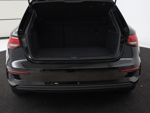 Audi A3 SPORTBACK 30 TFSI Pro Line | Carplay | Full LED | Climate control | Cruise control | Audi Sound | Bluetooth | Parkeerhulp
