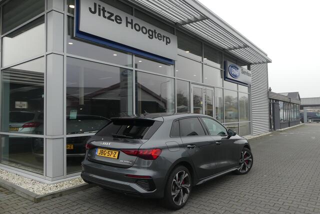 Audi A3 SPORTBACK 45 TFSI e S edition Competition ALCANTARA, MATRIX, ADAPT. CRUISE, CLIMA, NAVI, CAMERA, PDC V&A, APPLE CARPLAY/ANDROID AUTO, KEYLESS, ELEKT. ACHTERKLEP, LANE ASSIST, PRE SENSE, STOELVERWARMING, 79.913KM