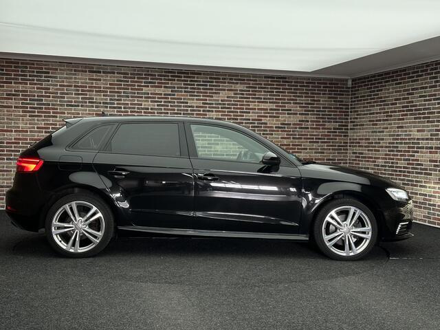 Audi A3 SPORTBACK 40 e-tron S-Line | Adaptive cruise| Keyless| Virtual dash|