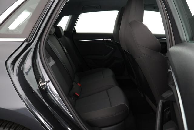 Audi A3 SPORTBACK 35 TFSI 150pk S-Tronic Advanced edition Trekhaak Stoelverwarming ACC Virtual Cockpit Navigatie
