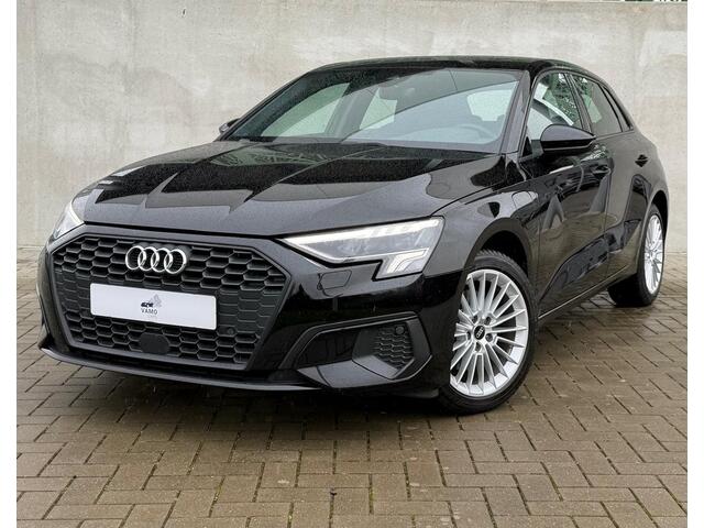 Audi A3 SPORTBACK 40 TFSI e Edition CarPlay / Navi / PDC