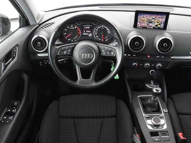 Audi A3 SPORTBACK 1.0 TFSI Sport | Sportstoelen | Full LED | Navigatie | Parkeerhulp | Cruise control | Airco | Bluetooth