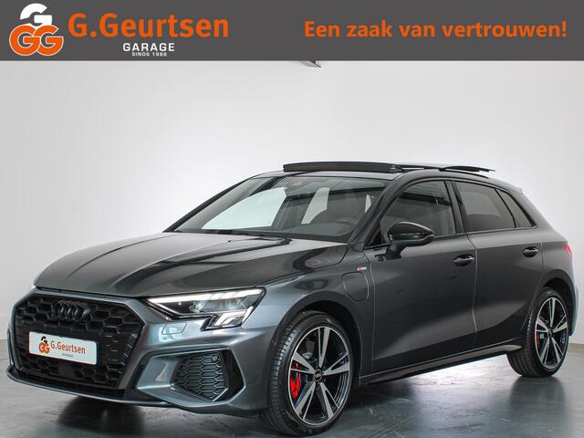 Audi A3 SPORTBACK 45 TFSI e S-Line Competition Panoramadak, Matrix, SOH 90%, Nieuwstaat!