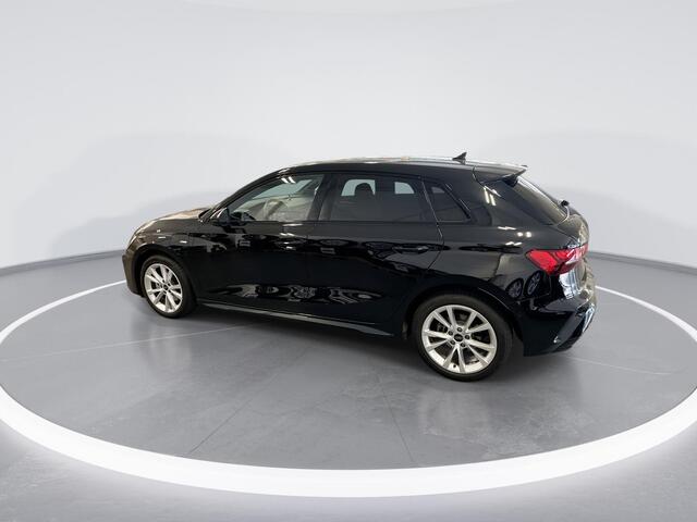 Audi A3 SPORTBACK 40 TFSIe 204pk S-Tronic S Edition · Camera · Apple/Android Car Play · Parkeerassistent · ACC · Optiekpakket Zwart · Stoelverwarming · Garantie t/m 08-07-2029 of 100.000km