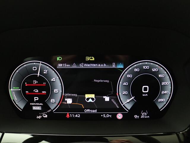 Audi A3 SPORTBACK 45 TFSI e S edition Competition 272PK S-Tronic S-Line, Pano-Schuifdak, Memorystoel, Achteruitrijcamera, Matrix LED-verlichting, Leder, Elektr. Achterklep, Keyless, 18" LM Velgen