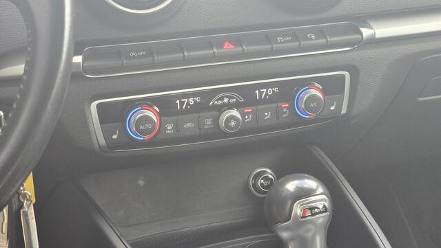 Audi A3 SPORTBACK 1.0 TFSI Pro Line | Automaat | Stoelverwarming | Navi | S-line | Lage Km's! | PDC