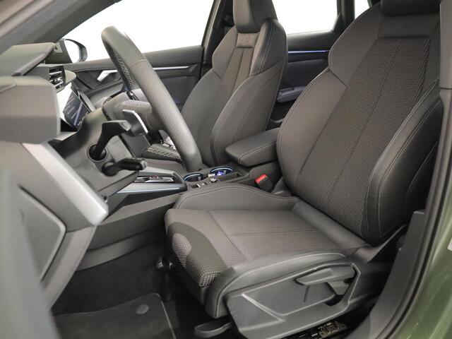 Audi A3 SPORTBACK 40 TFSI e S edition 204 pk S-tronic | Verlengde garantie | Navigatie | Parkeersensoren (Park assist) | Achteruitrijcamera | Adaptieve cruise control | Stoelverwarming | S-Line |