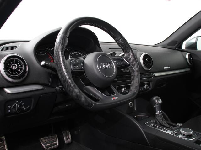 Audi A3 SPORTBACK 1.5 TFSI CNG Automaat S-Line Navigatie Parkeersensoren achter Cruise Control Stoelverwarming 18"Lichtmetalen velgen Ledverlichting Climate Control