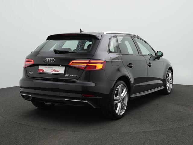 Audi A3 SPORTBACK 40 e-tron 204 pk Advance Sport | Trekhaak | Matrix LED | Achteruitrijcamera | Stoelverwarming | Adaptive Cruise