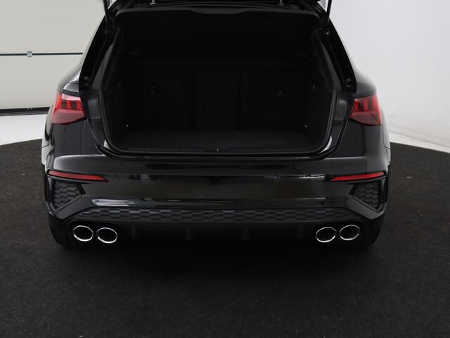 Audi A3 SPORTBACK 2.0 TFSI S3 quattro | Adaptive cruise | Bang & Olufsen | Matrix LED | Leder/Alcantara | Park Assist | Stoelverwarming | Virtual Cockpit | Carplay | Navigatie | Sportstoelen | Climate control