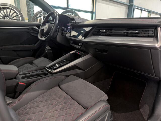 Audi A3 SPORTBACK 35 TFSI S-Line RS-Stoelen|Panorama|Matrix|Camera