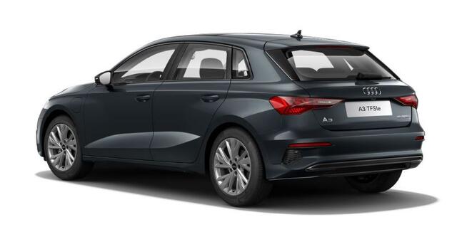 Audi A3 SPORTBACK 40 TFSI e Advanced edition / Panoramadak / Lederen Bekleding / 17" LMV / Smartphone Interface / Navi MMI / Camera / LED Dyn. / Elek. stoelverstelling / Comfort SleutelStoelverwarming