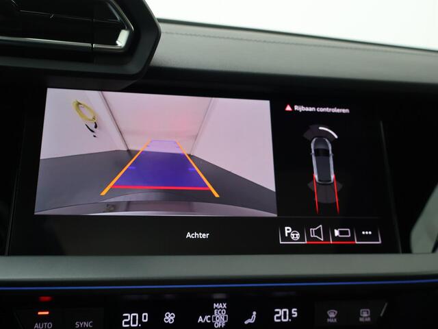 Audi A3 SPORTBACK 40 TFSI e S edition 204 pk S-tronic | Panoramadak | Adaptieve Cruise Control | Sfeerverlichting | Camera | Inklapbare spiegels | Stoelverwarming |