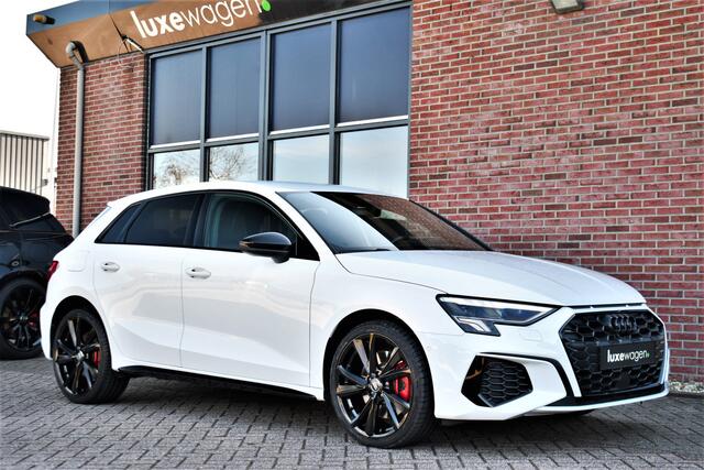 Audi A3 SPORTBACK 45 TFSI e S-Line 19inch m-LED ACC Camera Sfeer Optic-black