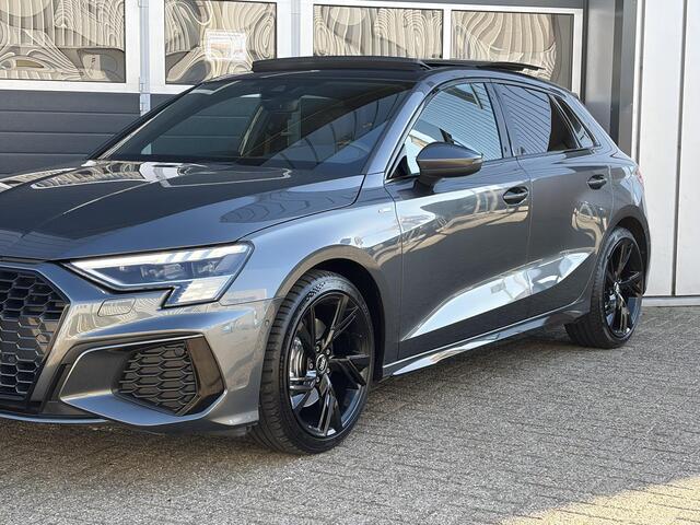 Audi A3 SPORTBACK 35 TFSI S Line Edition | Pano | LED | Parkeer sensoren | Stoel verwarming |