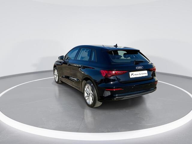 Audi A3 SPORTBACK 30 TFSI 110pk S-tronic Advanced edition · Navigatie · Apple/Android Car Play · Parkeersensoren