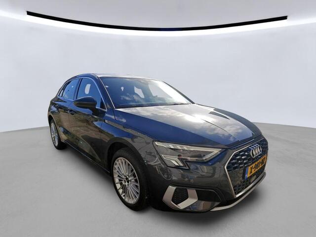 Audi A3 SPORTBACK 30 TFSI Advanced edition / Navigatie / LED / Climate controle / Parkeersensoren achter / Fabriekgarantie 12-27 /