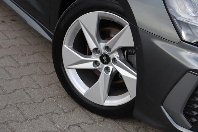 Audi A3 SPORTBACK 35 TFSI S-Line | Pano | ACC | Leder |