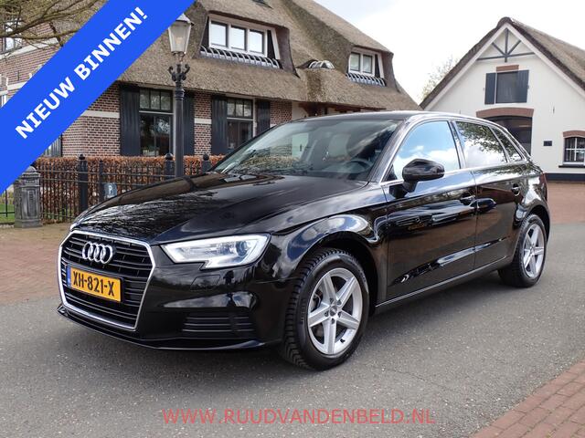 Audi A3 SPORTBACK 30 TFSI CARPLAY / CRUISE / NAVI